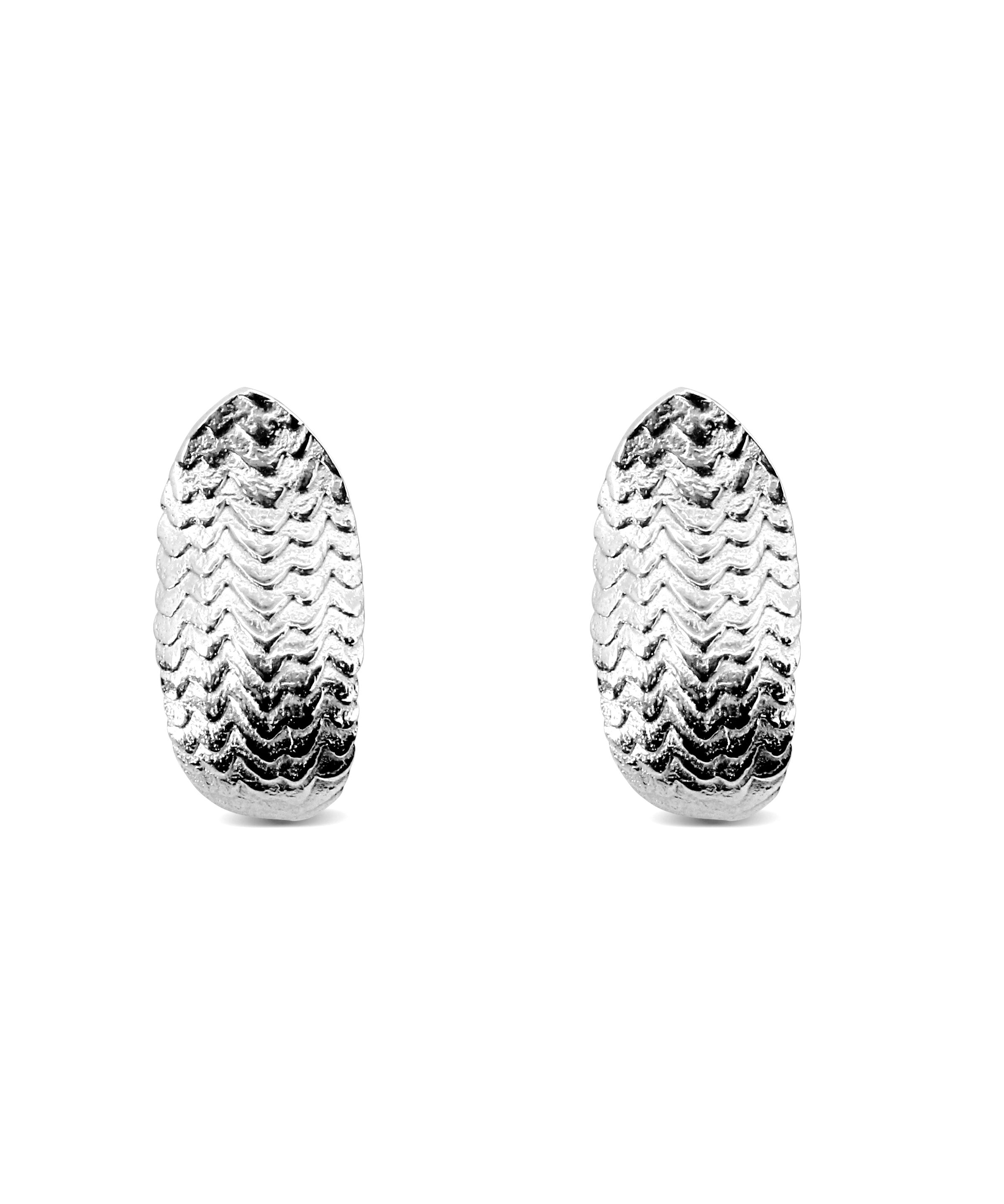 Armadillo Studs